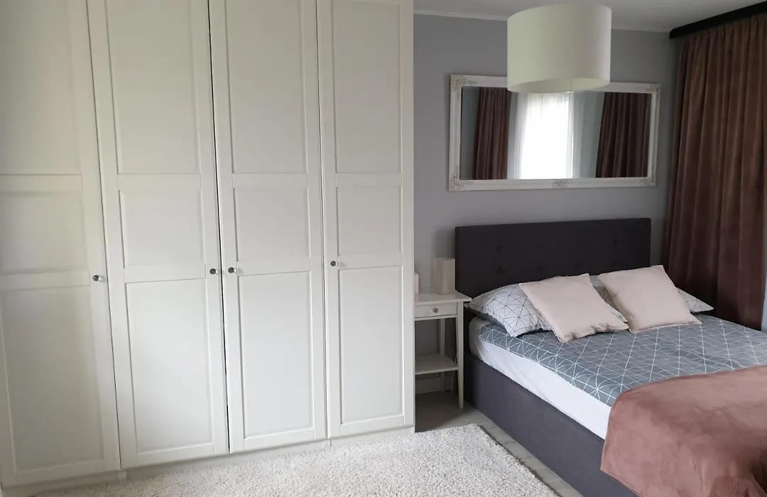 Apartament przy Perłowej Przystani-1